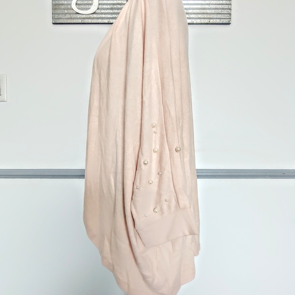 Bobeau Zoey Pearl Bead Cozy Cardigan Plus Size - Picture 4 of 7